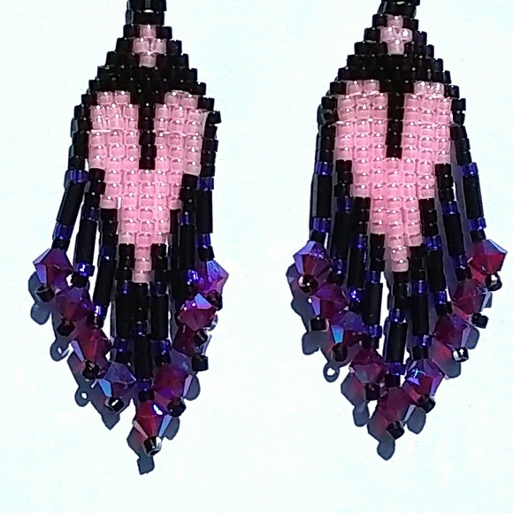 Hand Crafted Jewelry - 🔥SOLD🔥 at Comanche PowWow🔥 Heart Valentine Swarovski Earrings